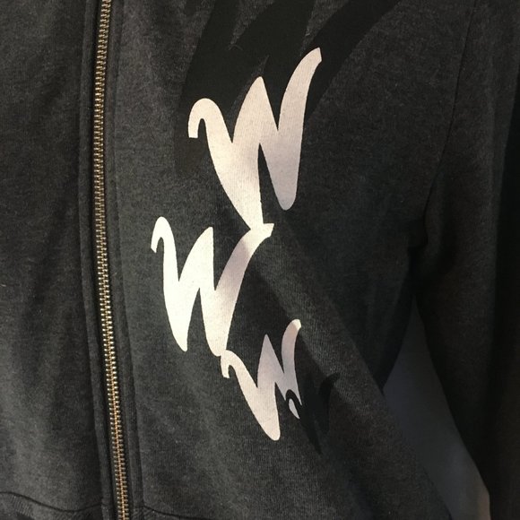 Wildchild Nation Hoodie Small Women s Adult Gray Black Graphic Sweatshirt - Picture 4 of 13